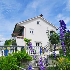  Apartment Biondi